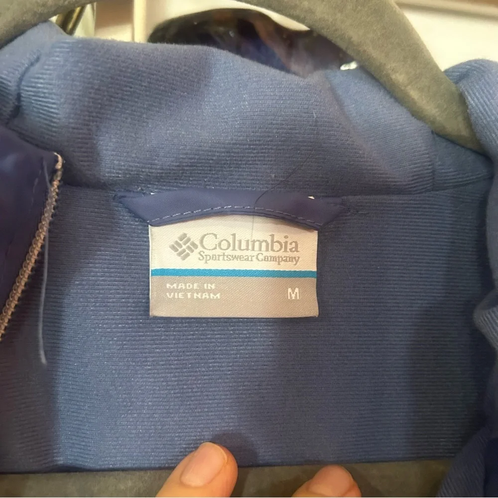 Columbia Women’s Medium M Periwinkle Blue Lined  Long Hooded Coat Jacket